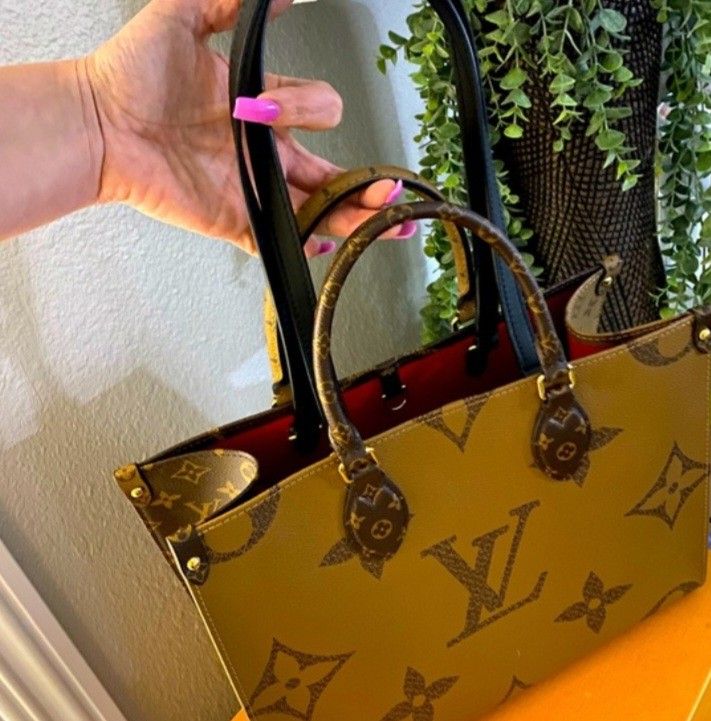Louis Vuitton otg, Luxury, Bags & Wallets on Carousell