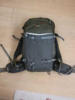 （分類：）位於 。 由 jtseeee 提交（商品編號 1206012120，圖片 1）。簡介： 。