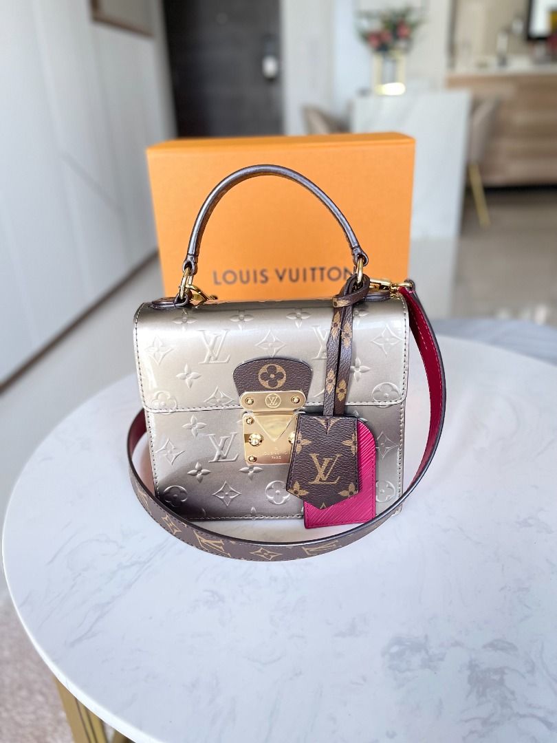 LOUIS VUITTON Vernis Epi Monogram Spring Street Champagne