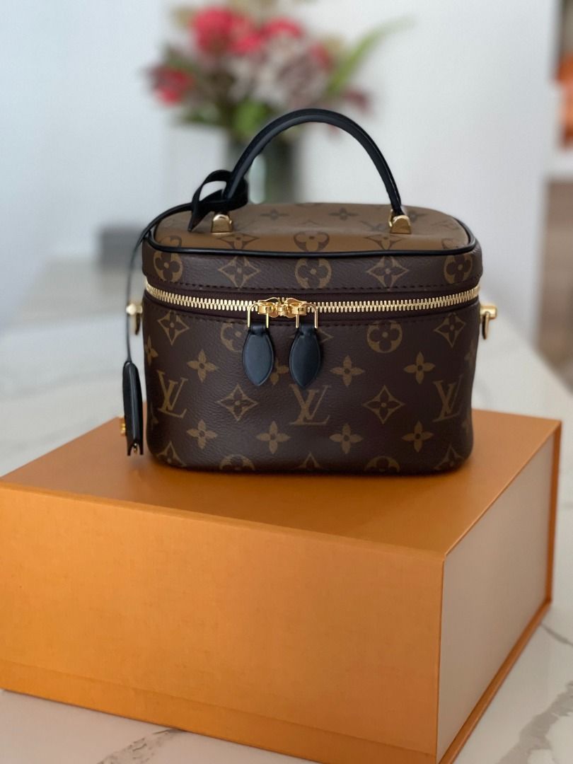 Louis Vuitton Vanity PM vs. Nice Mini (including Mod Shots)! 