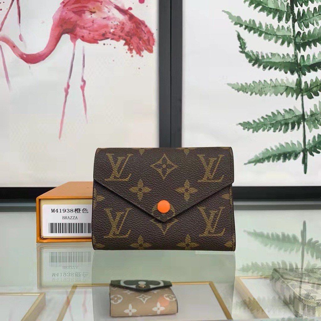 Lv victorine wallet monogram (Category: Luxury Bags & Wallets) located in Mandaluyong City. Submitted by japanandsingaporeluxepreloved (Listing ID 1205863918, Image 3). Description: Additional 159 for box and dustbag ( optional) Diclaimer: we are not affiliated with the brand stated in this post, no infringement intended. All copyrights are reserved to its brandowners ..