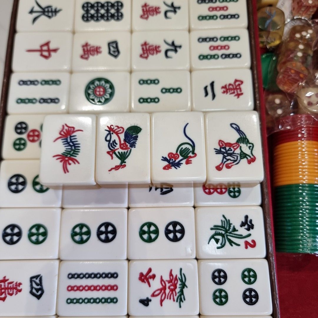 Mahjong Tiles (Louis Vuitton / LV), Hobbies & Toys, Toys & Games