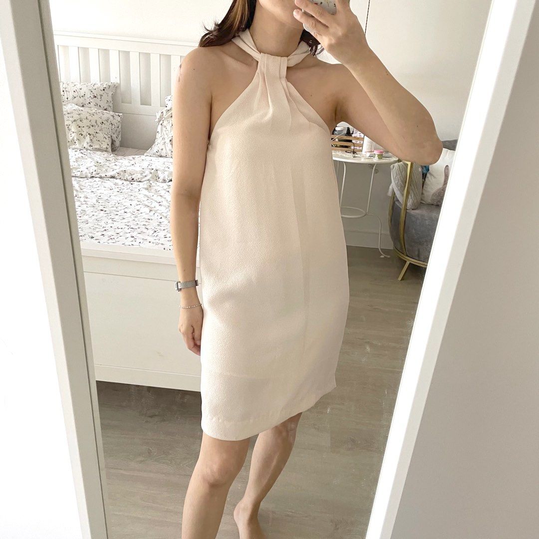 Mango elegance halter neck dress Women s Fashion Dresses Sets
