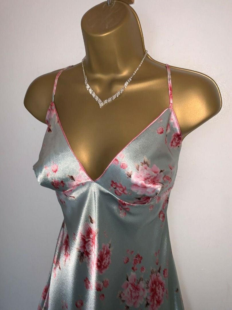 Marks nightdresses top