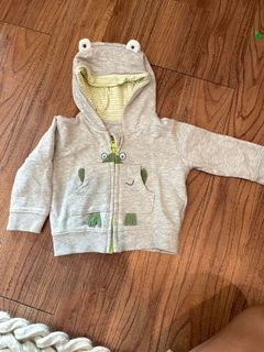 Newborn hoodie (mothercare)