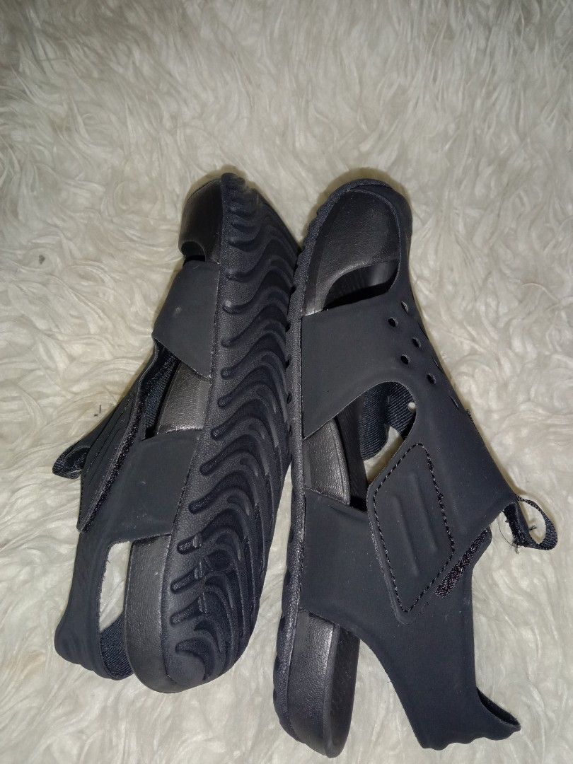 Nike Made in Indonesia 20 cm, Babies & Kids, Others on Carousell