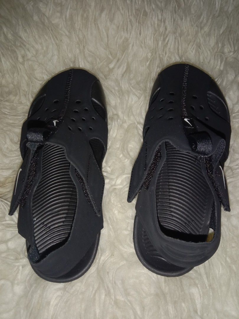 Nike Made in Indonesia 20 cm, Babies & Kids, Others on Carousell