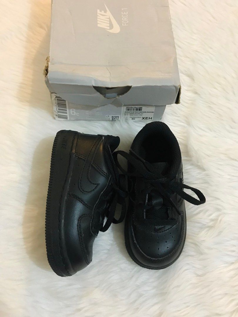 nike airforce triple black