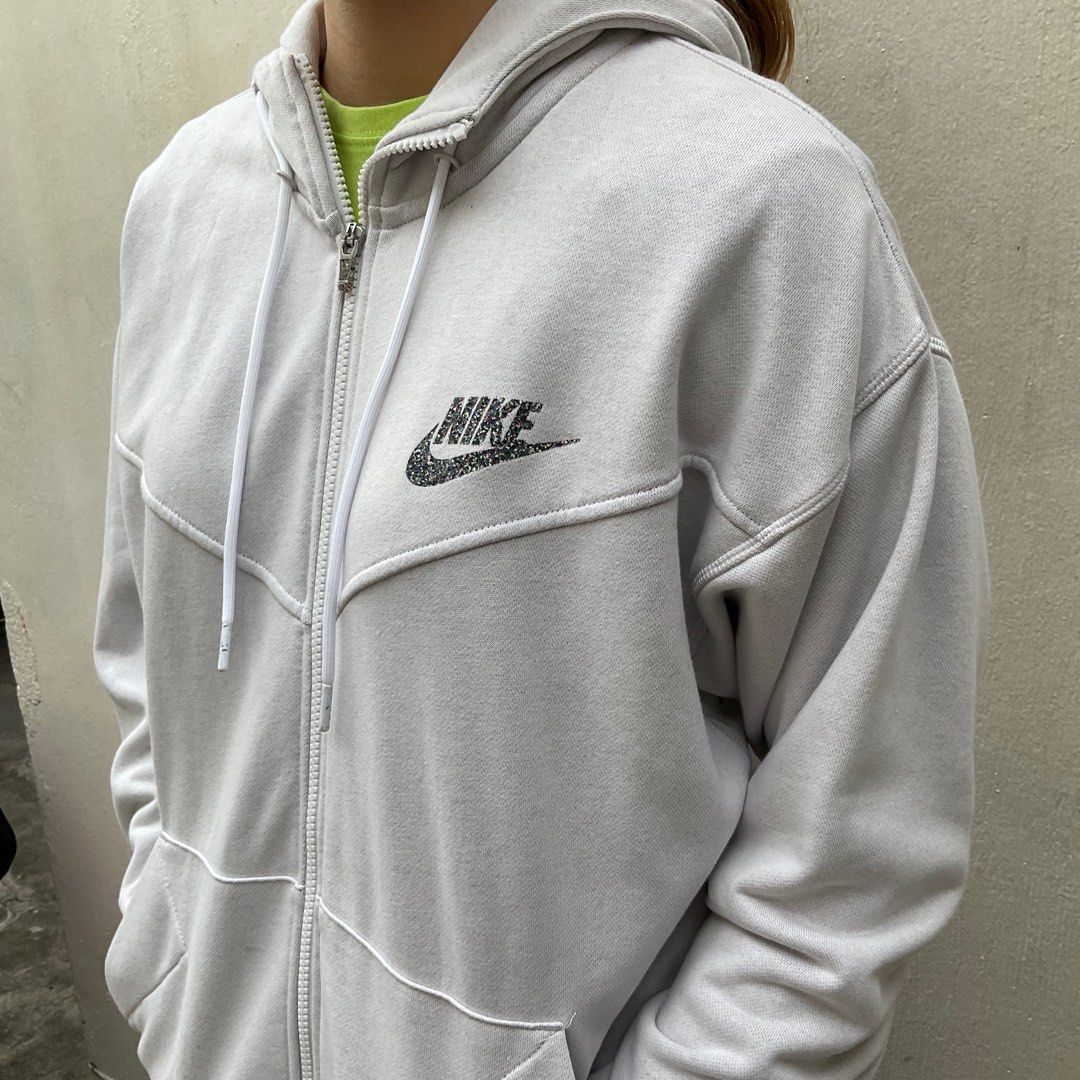 Gray nike 2025 jackets