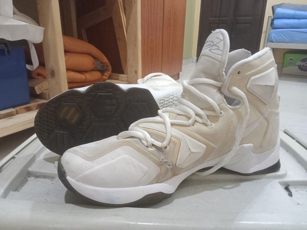 Lebron 13s store