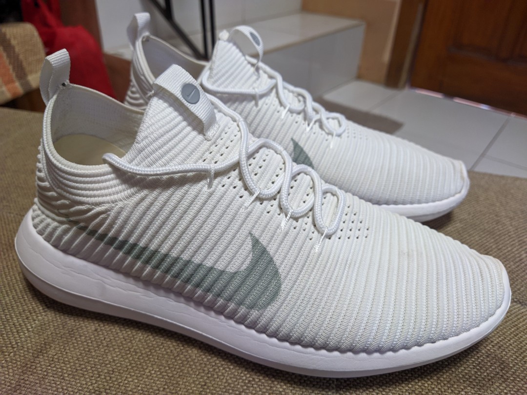 línea Clancy Itaca Nike Roshe Two Flyknit V2 (White) P1,500, Men's Fashion, Footwear, Sneakers  on Carousell