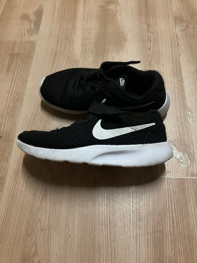 tanjun running shoes