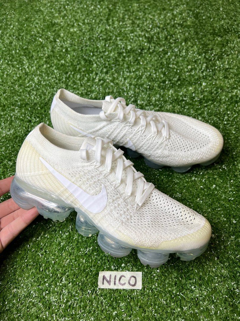 Nike vapormax white shop christmas