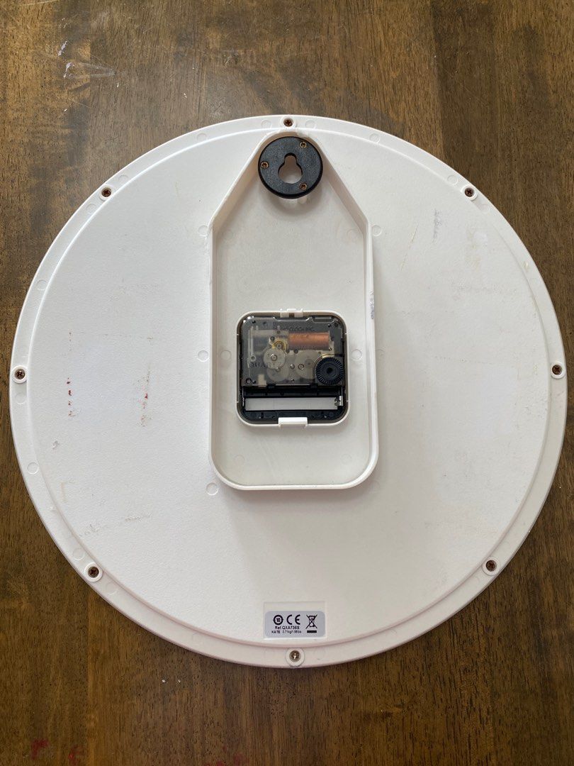 *NOT WORKING* clock, Furniture & Home Living, Home Decor, Clocks on