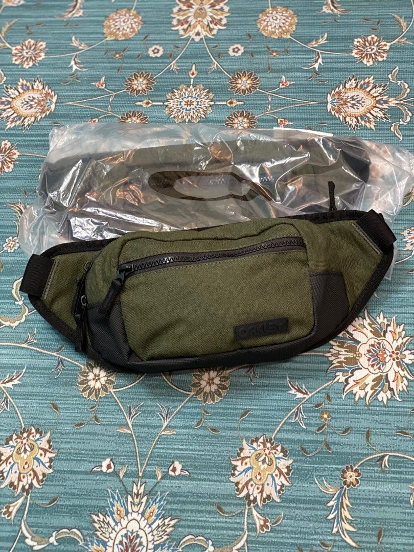 Oakley outlet waist bag