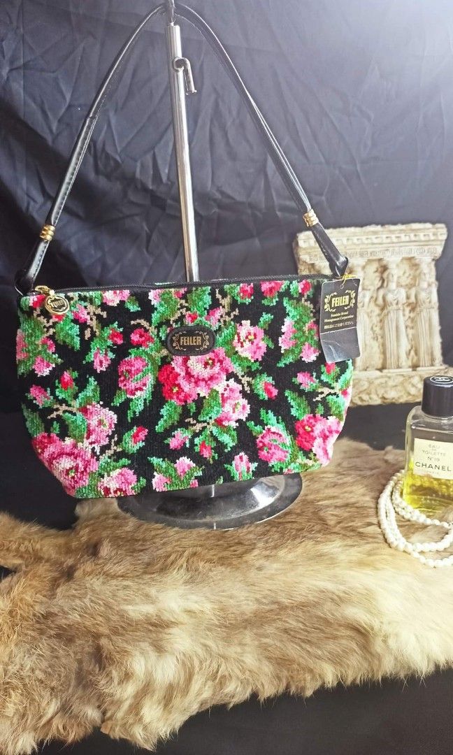 Orig feiler shoulder bag (Category: Shoulder Bags) located in Danao, Cebu. Submitted by anne_2016143 (Listing ID 1206039205, Image 2). Description: may tag pa.