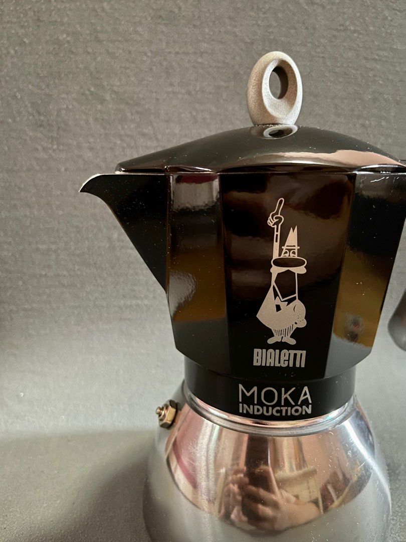 Original Bialetti Moka Induction 6 cups, Furniture & Home Living