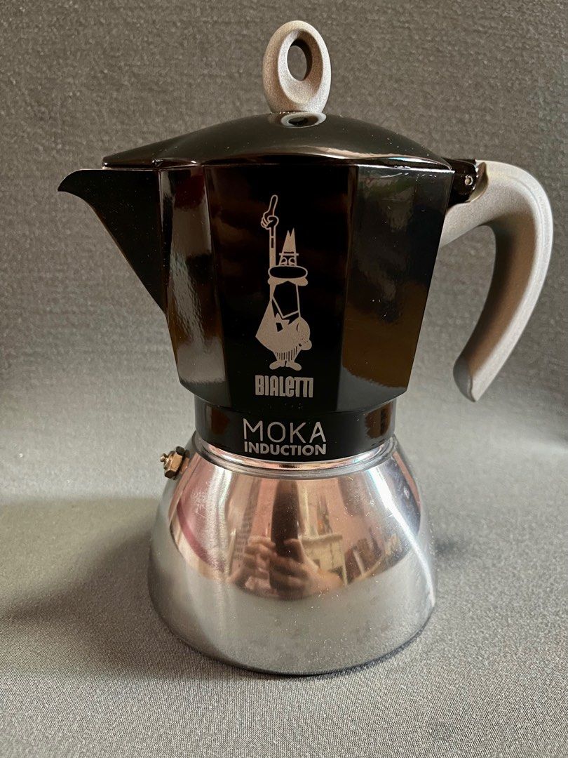 Original Bialetti Moka Induction 6 cups, Furniture & Home Living