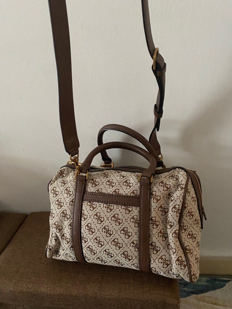 Original Guess Vintage box satchel brown NEED CLEAR ASAP Luxury