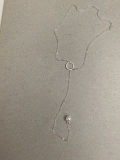 Pearl silver necklace (Free pearl earrings)