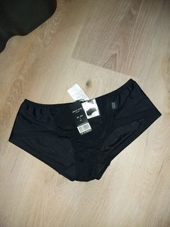 Pierre cardin panty size M
