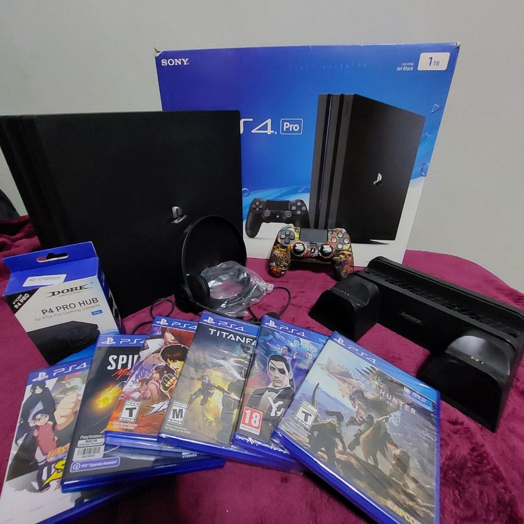 PS4 Pro CUH-7200B 本体セット　プレイステーション4 FW9.0
