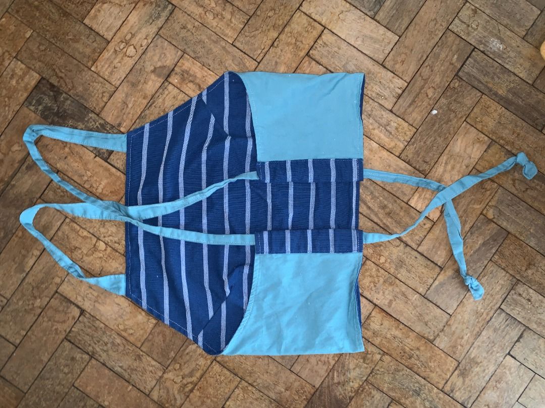 Rags2Riches Blue Pinafore Coordinates (Category: Sets or Coordinates) located in Marikina City. Submitted by pgpnls (Listing ID 1205974636, Image 2). Description: r2r.ph for more info :) .