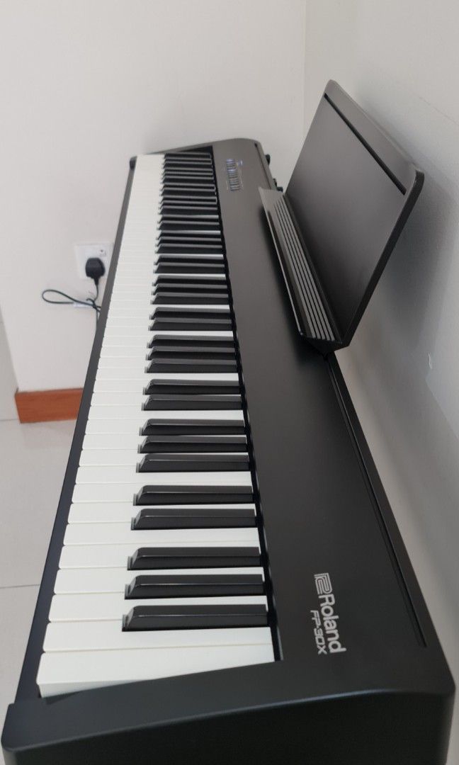 Roland Piano FP30X, Hobbies & Toys, Music & Media, Musical Instruments