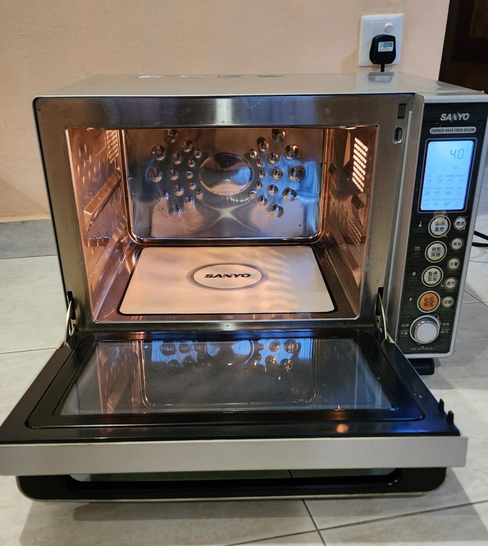 SANYO Microwave EM3010EB1 (Grill/Bake, Steam, microwave), TV & Home