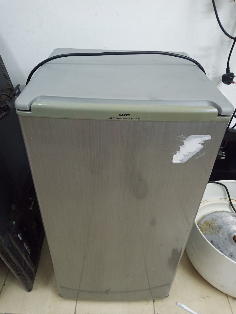 SANYO Mini Fridge 75 Liters, TV & Home Appliances, Kitchen Appliances