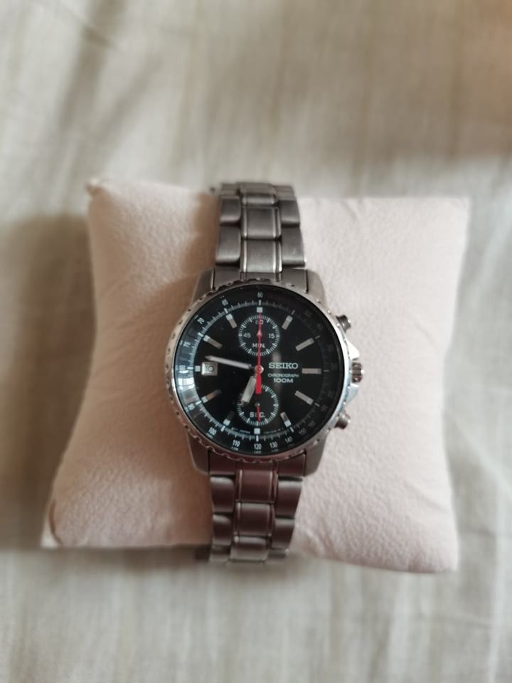 Second Hand Seiko Men Watch, Men's Fashion, Watches & Accessories, Watches  on Carousell