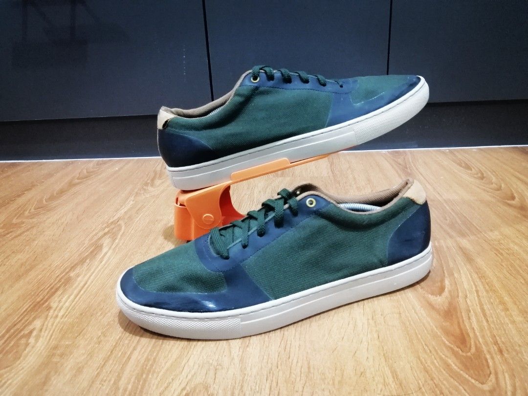 Skechers relaxed deals fit dolen