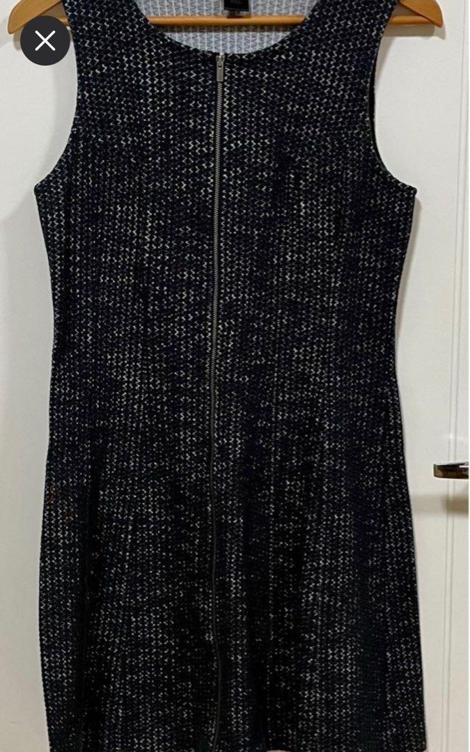 Sleeveless Ann Taylor dress (Category: Dresses) located in Quezon City. Submitted by jbbuen (Listing ID 1206026644, Image 1). Description: .