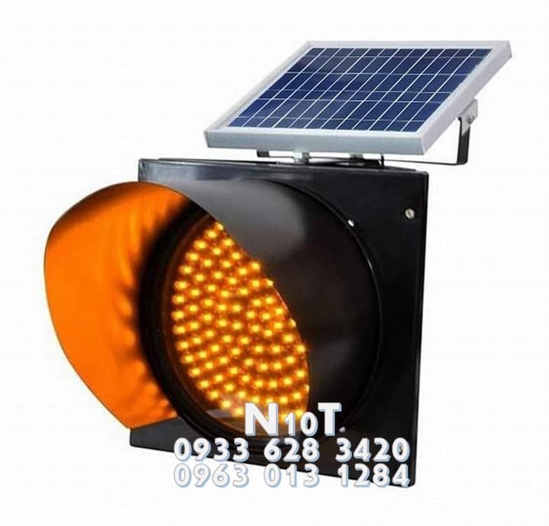 SOLAR FLASHER BLINKER LIGHT SOLAR TRAFFIC LIGHT, Furniture & Home ...