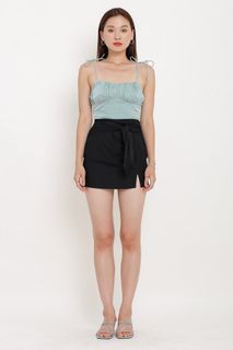 (Category: ) located in . Submitted by ly.closet (Listing ID 1206036146, Image 1). Description: .