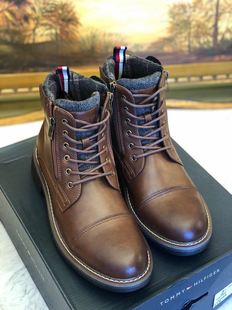 Tommy Hilfiger Men s Lace up Boot boot US8.5 Carousell
