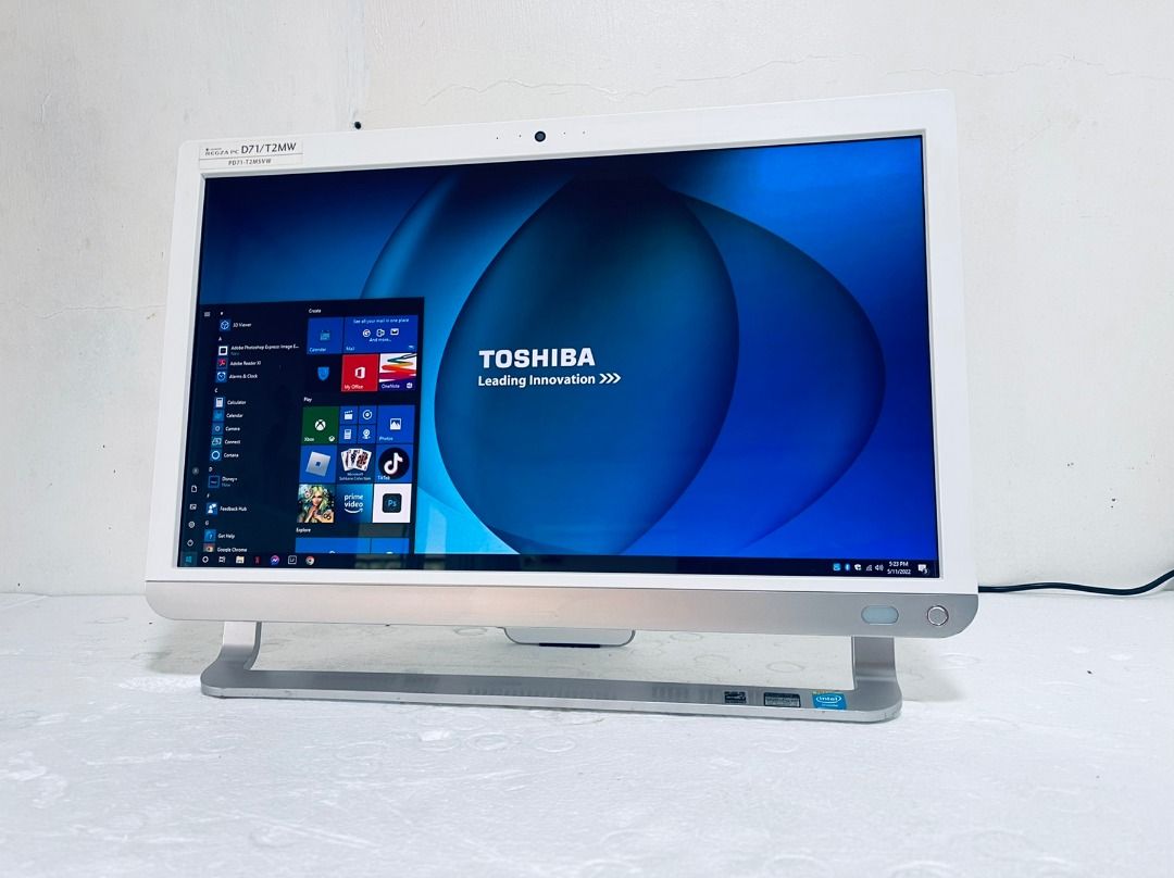 中古☆TOSHIBA デスクトップパソコン D71/T2MW