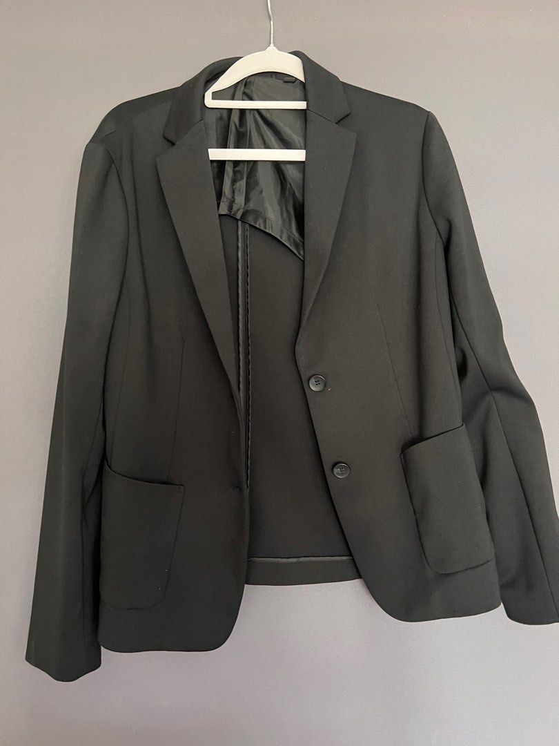 Uniqlo Blazer, Women's Fashion, Coats, Jackets and Outerwear on Carousell