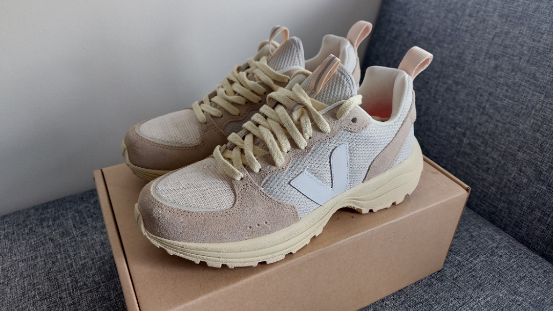 veja venturi femme soldes
