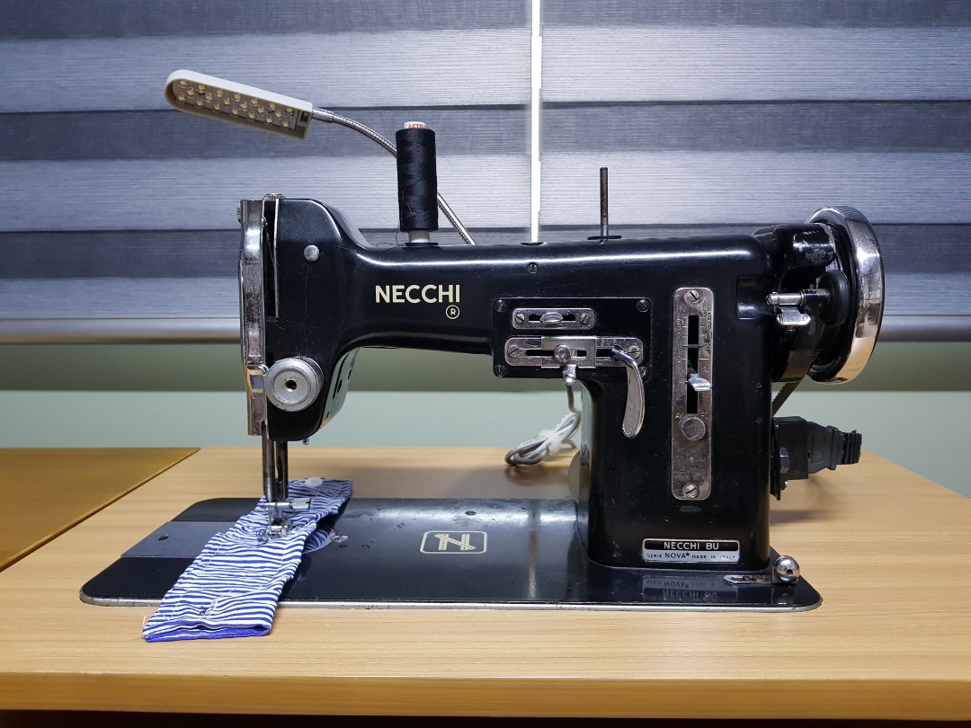 Vintage Necchi BU Nova (1953), Hobbies & Toys, Stationary & Craft