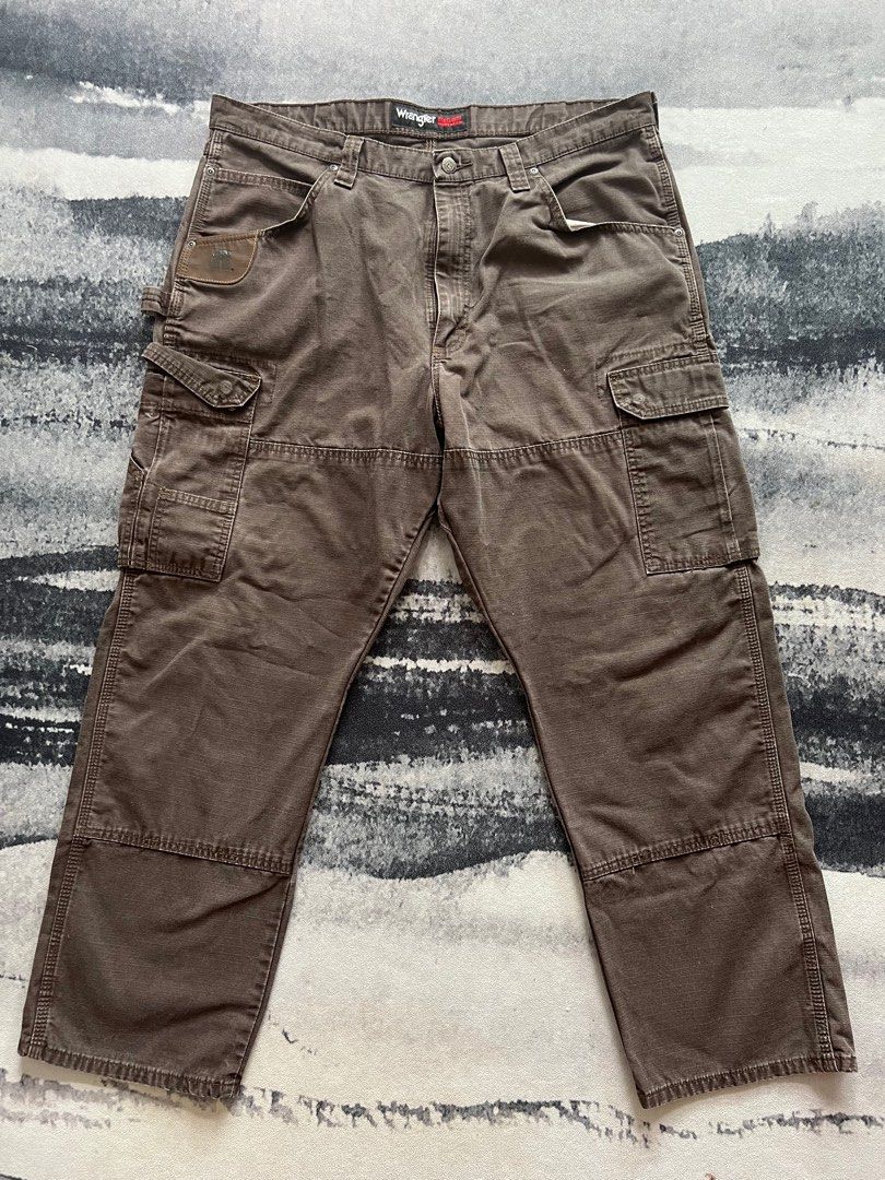 Vintage Wrangler Double Knee Cargo Pants (W34), Men's Fashion, Bottoms,  Trousers on Carousell