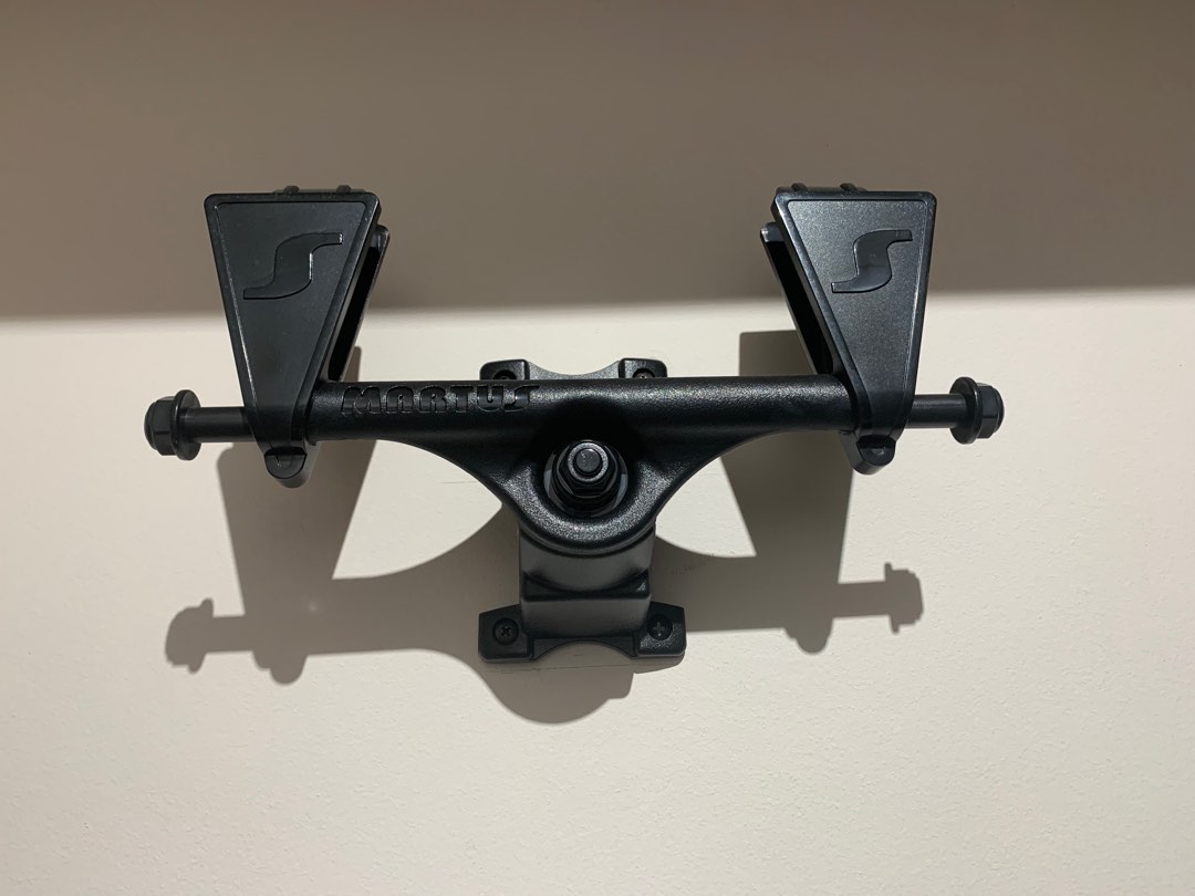 Wall Mounted Skateboard Holder/Display, Sports Equipment, Sports