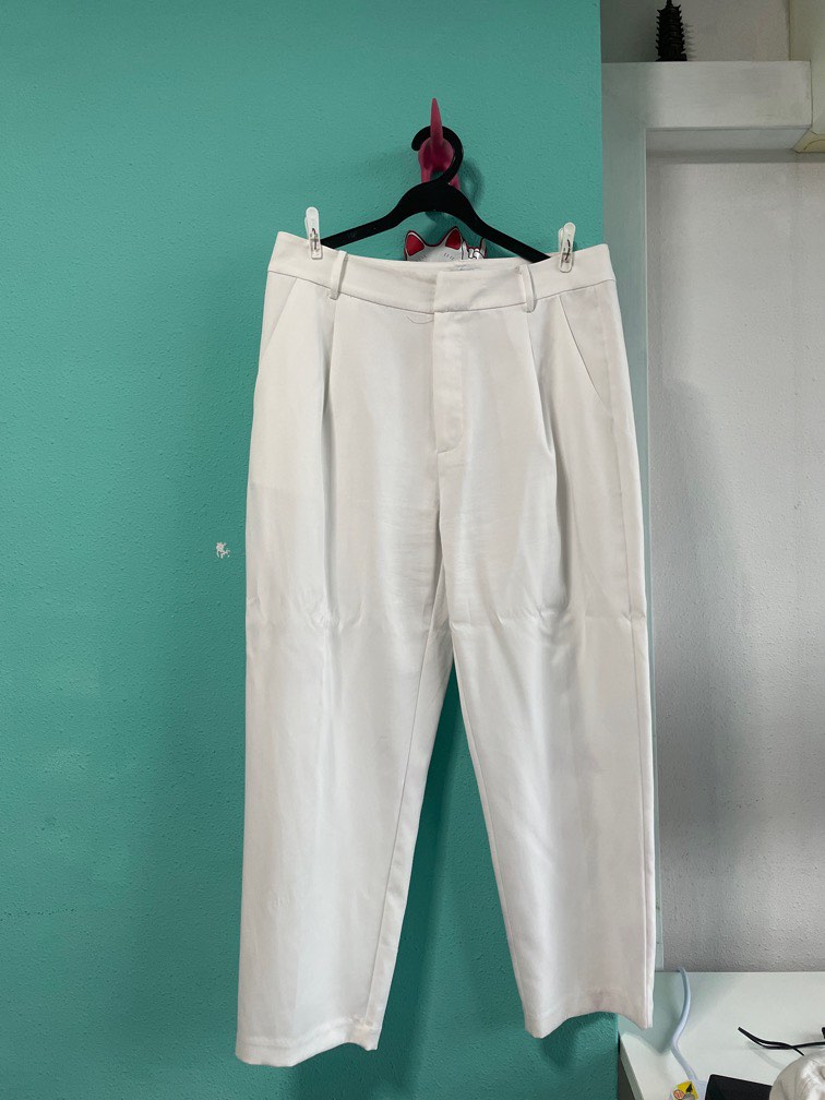 White pants pomelo, Women's Fashion, Bottoms, Other Bottoms on Carousell