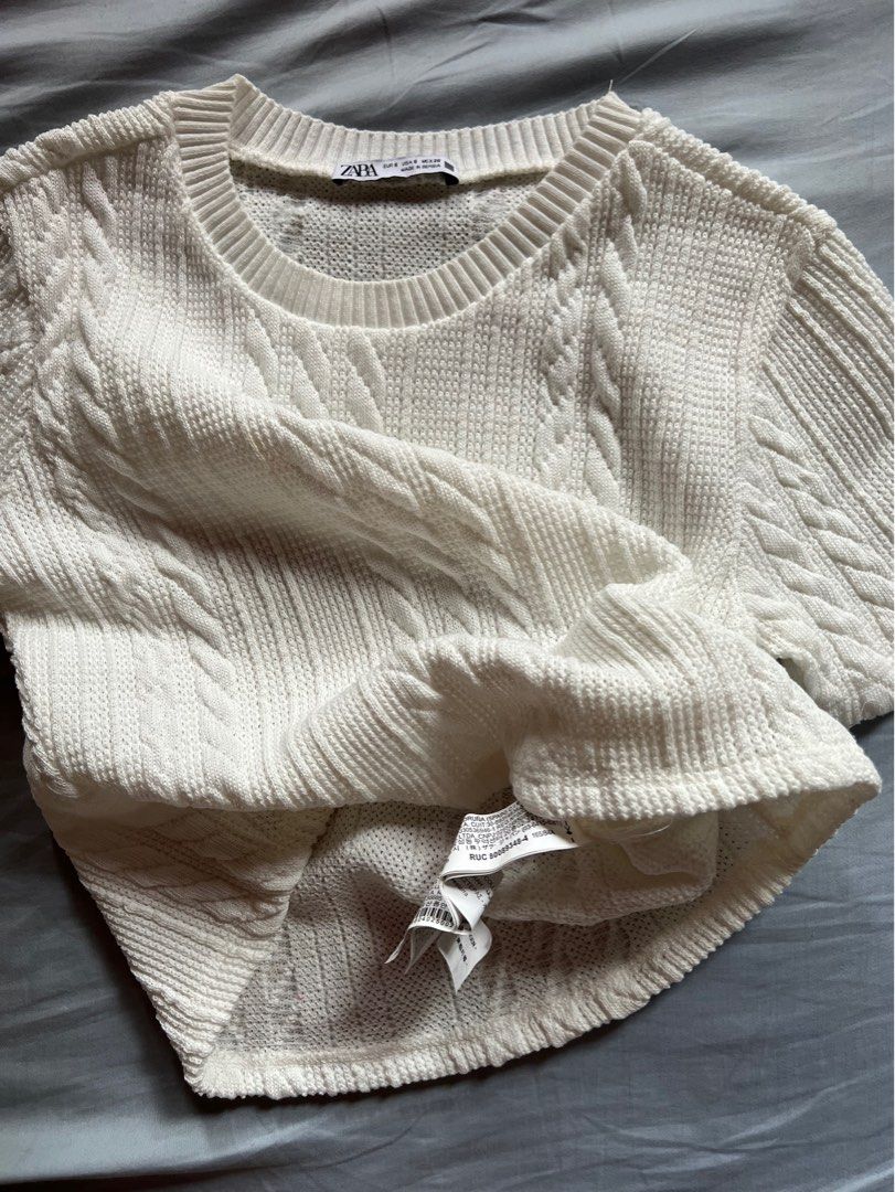 ZARA Cable Knit Top (Category: Blouses) located in Quezon City. Submitted by cdanisel (Listing ID 1205936662, Image 3). Description: Original Price ₱1195 Size small.
