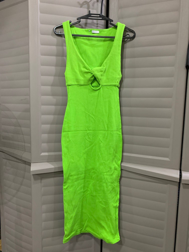 Zara Twist Midi Dress, Women's Fashion, Dresses & Sets, Dresses on Carousell
