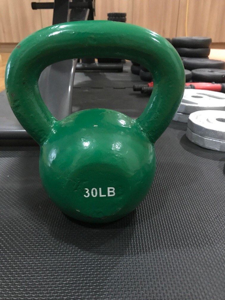 30lb Kettlebell, Sports Equipment, Exercise & Fitness, Weights