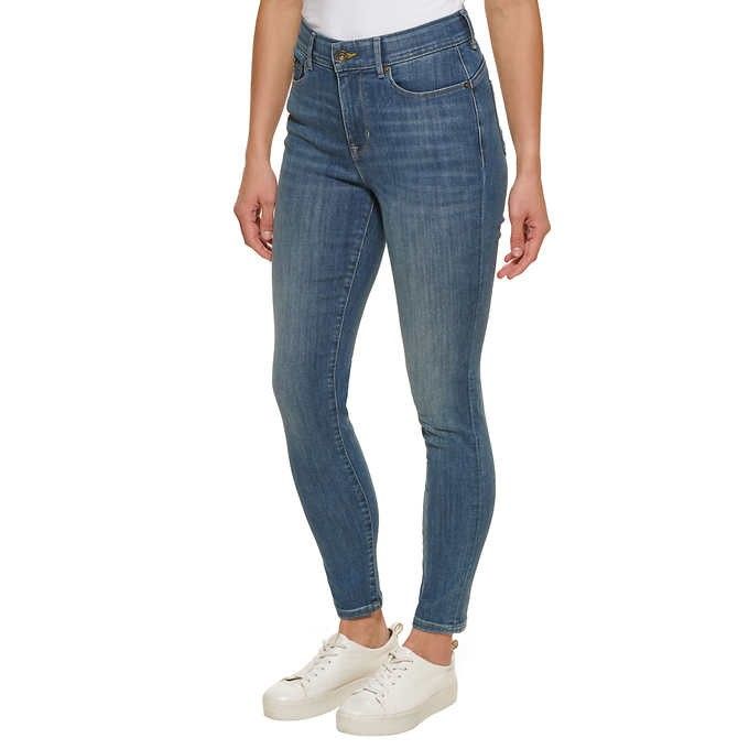 dkny women's shaper jean