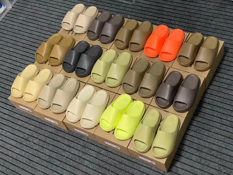 Yeezy slides all colors 2025