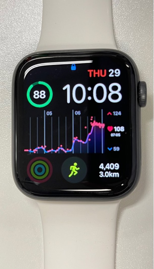 Apple Watch Series 6 WiFi Model 44mm A2292 no scratches, Mobile Phones