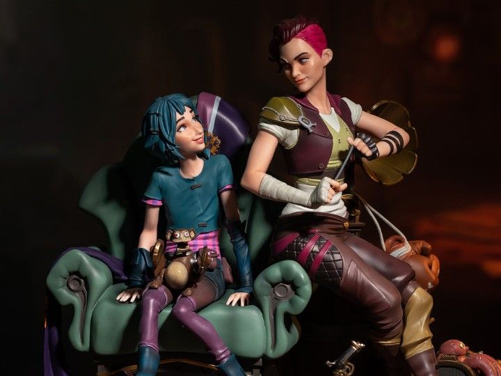 Arcane Powder & Vi 1/6 Scale Limited Edition Statue, Hobbies & Toys